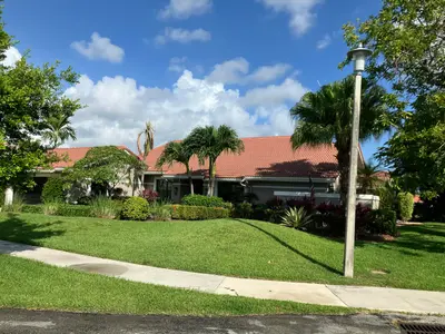 425 Deer Creek Path, Deerfield Beach – sold
