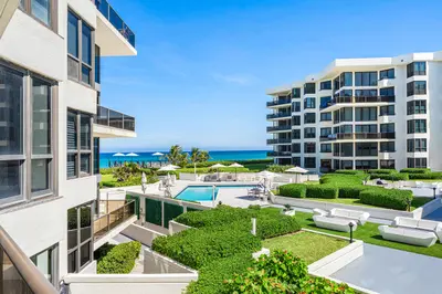 3120 S Ocean Boulevard 3-202, Palm Beach – Condominium for sale