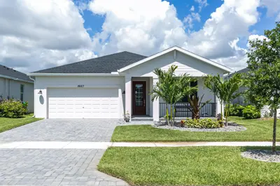 8667 Dahlia Circle, Port St. Lucie – sold