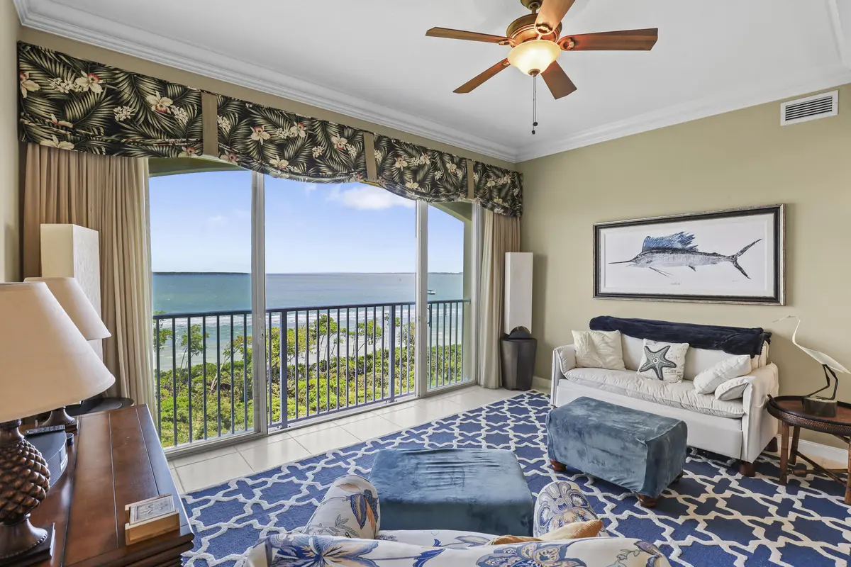 20_img_0105 at 26 Harbour Isle Drive Ph06, Fort Pierce