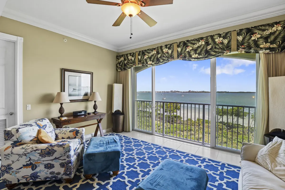 21_img_0110 at 26 Harbour Isle Drive Ph06, Fort Pierce