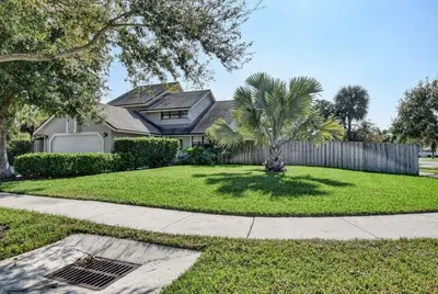 4140 Woods End Road, Boca Raton – Single Family Residence for sale