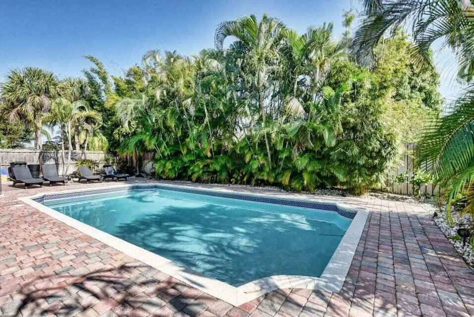 20210617155228900229000000-o at 4140 Woods End Road, Boca Raton