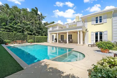 210 Emerald Lane, Palm Beach – leased