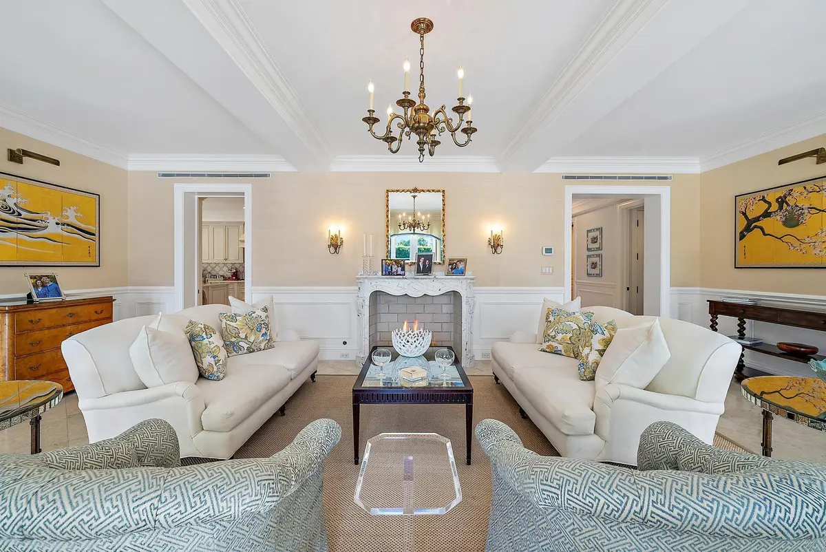210 Emerald Ln-13 at 210 Emerald Lane, Palm Beach