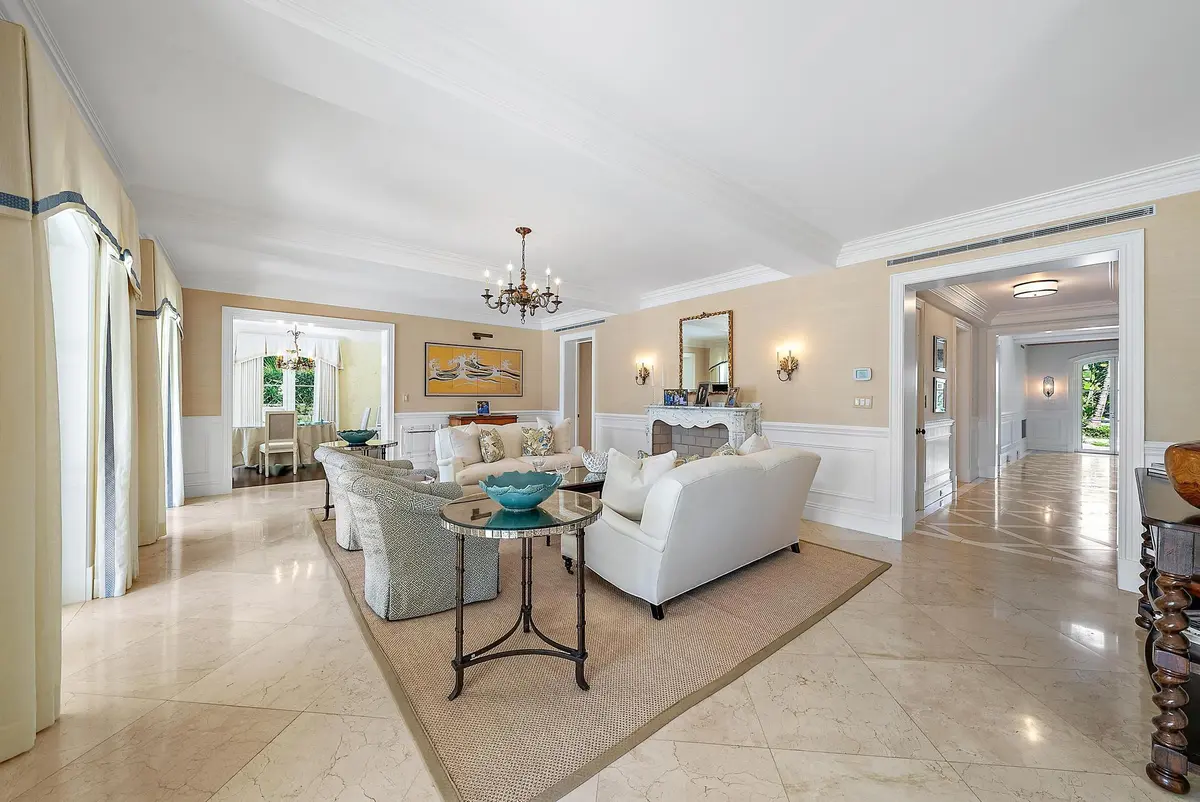 210 Emerald Ln-10 at 210 Emerald Lane, Palm Beach