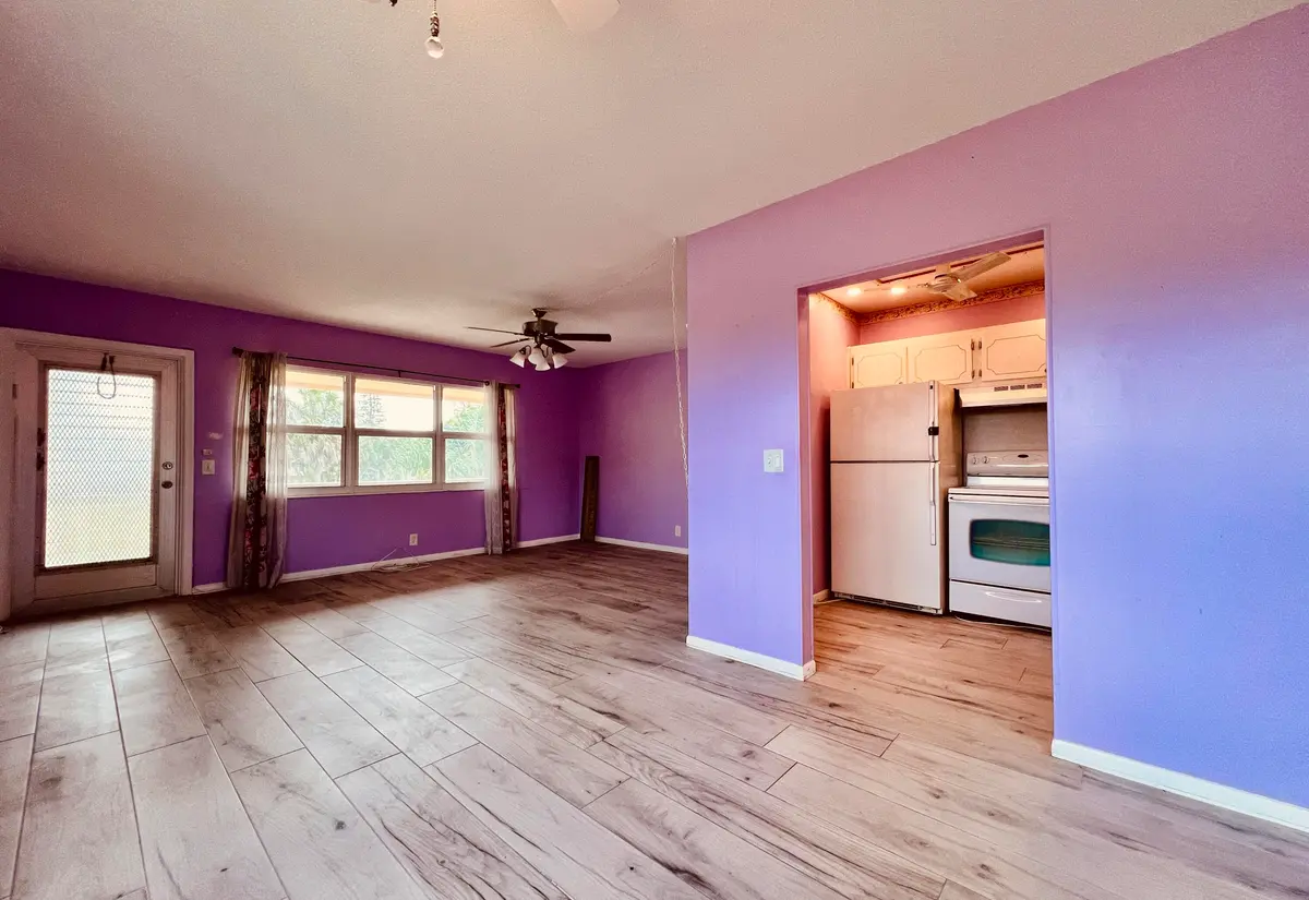 Dining to Living at 140 Norwich F, West Palm Beach