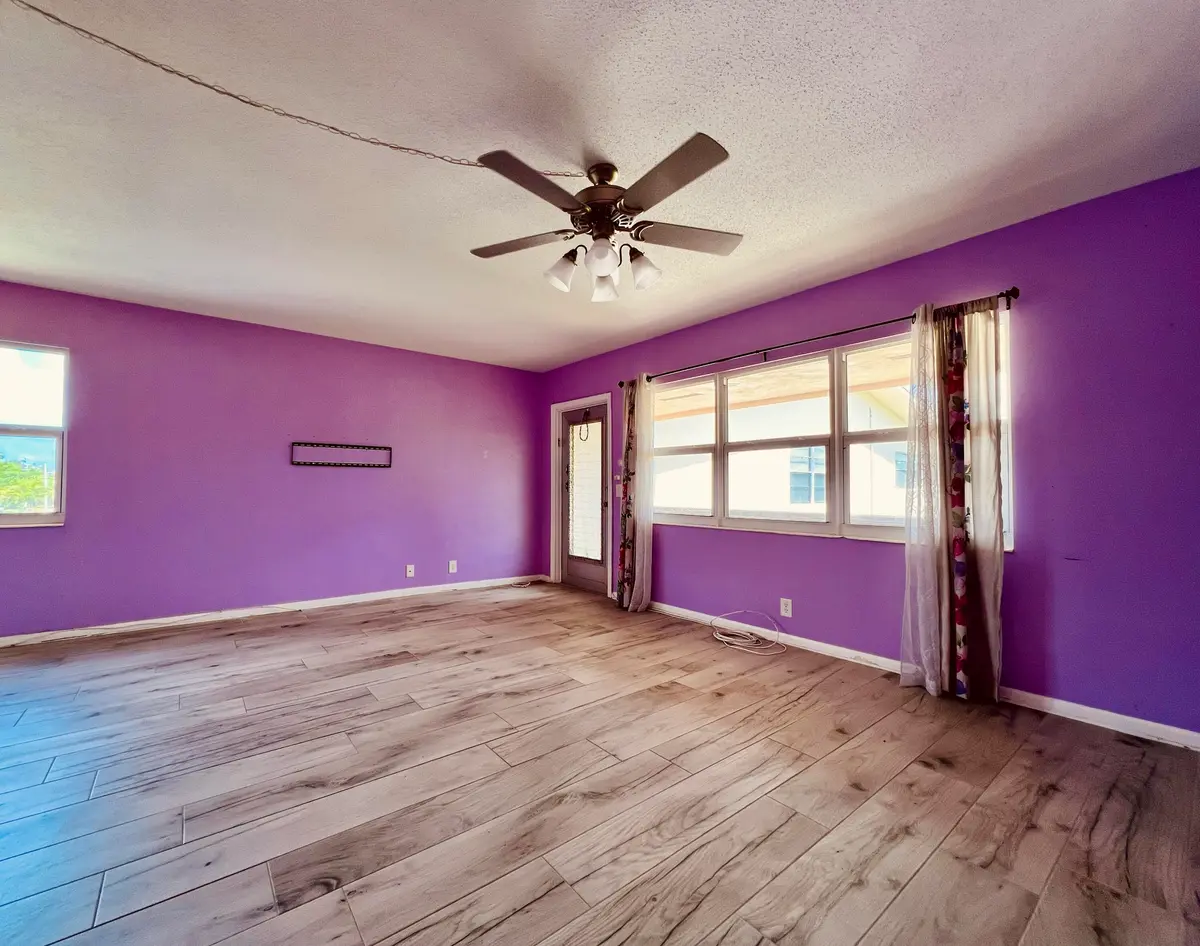 Living Area at 140 Norwich F, West Palm Beach