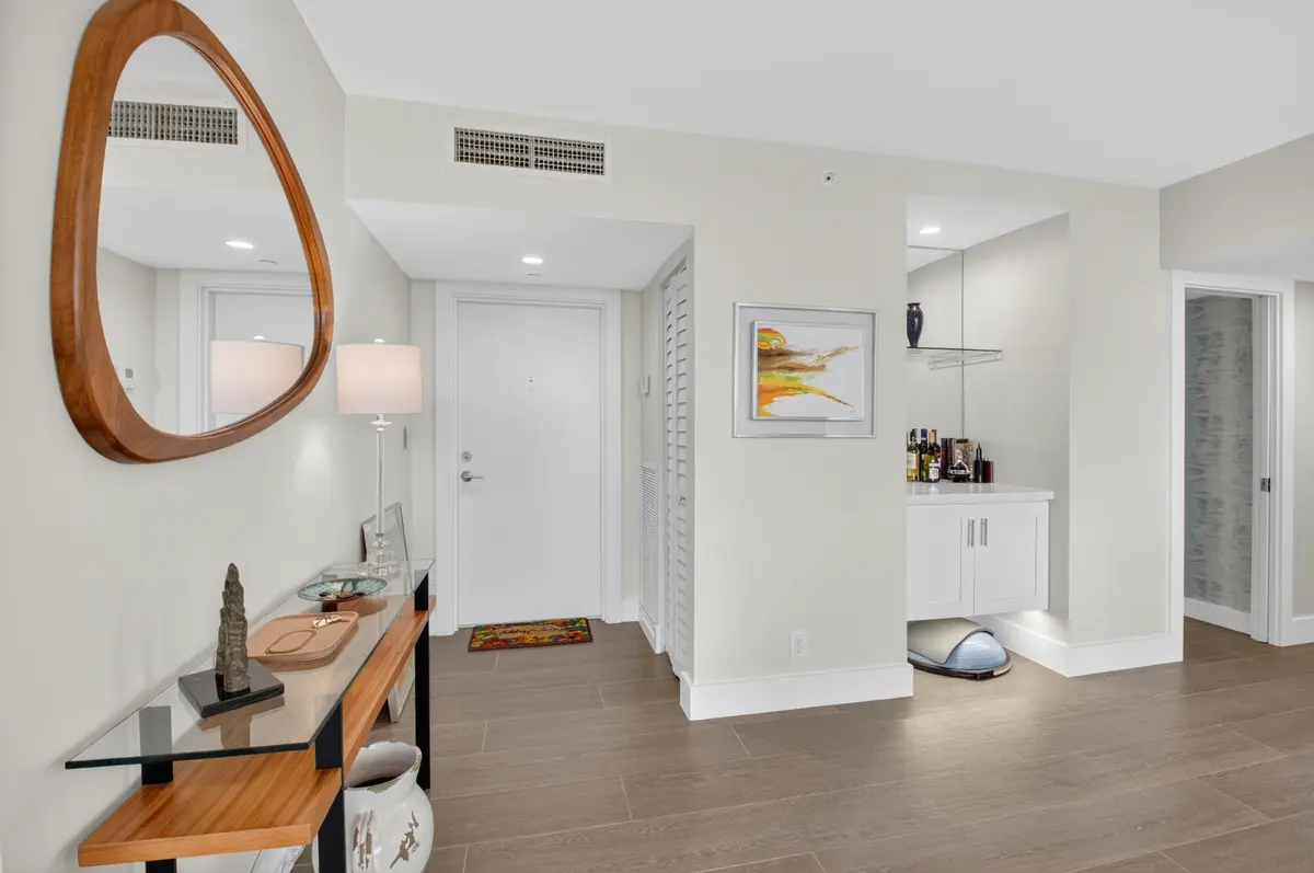 Entry way at 6845 Willow Wood Drive 3061, Boca Raton