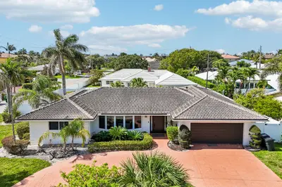 2940 NE 39th Court, Lighthouse Point – Single Family Residence for sale