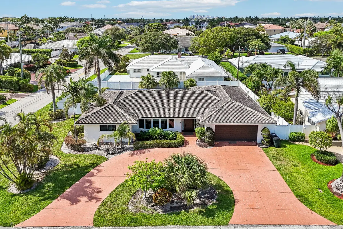 2-web-or-mls-NE 39th Ct-S2205-034 at 2940 NE 39th Court, Lighthouse Point