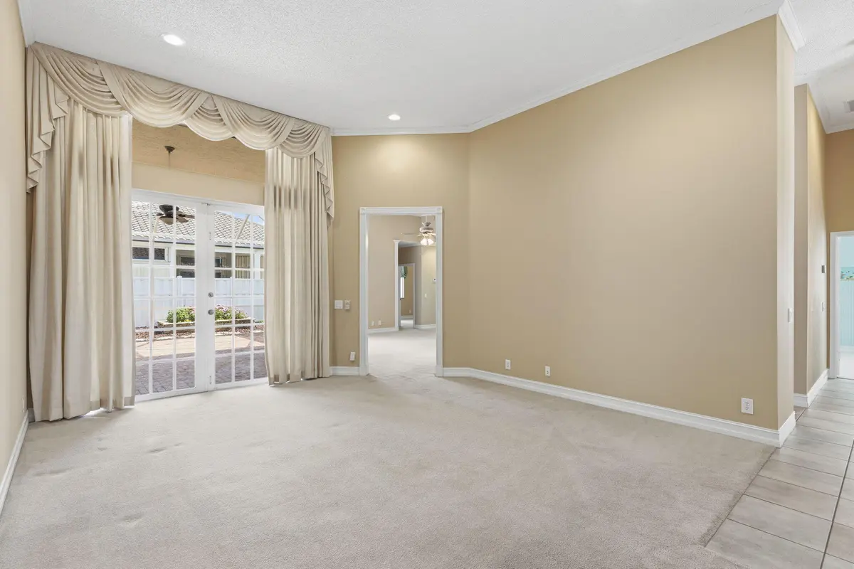 8-web-or-mls-AR Media 8 at 832 Heritage Drive, Weston