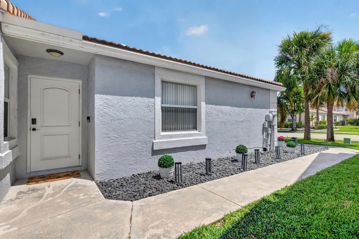 1489 NW 153rd Avenue, Pembroke Pines, FL – photo 5