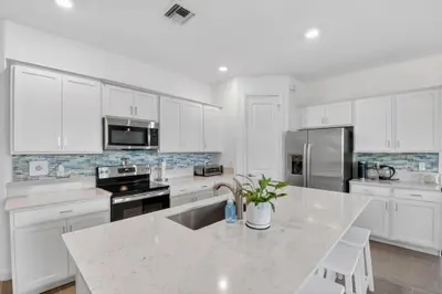 6026 Henderson Way, West Palm Beach – sold