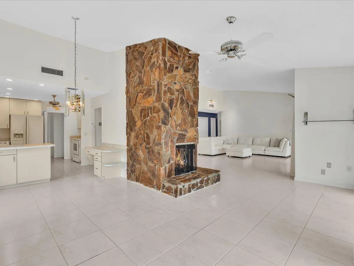 10-FPP00056 at 5302 Piping Rock Drive, Boynton Beach