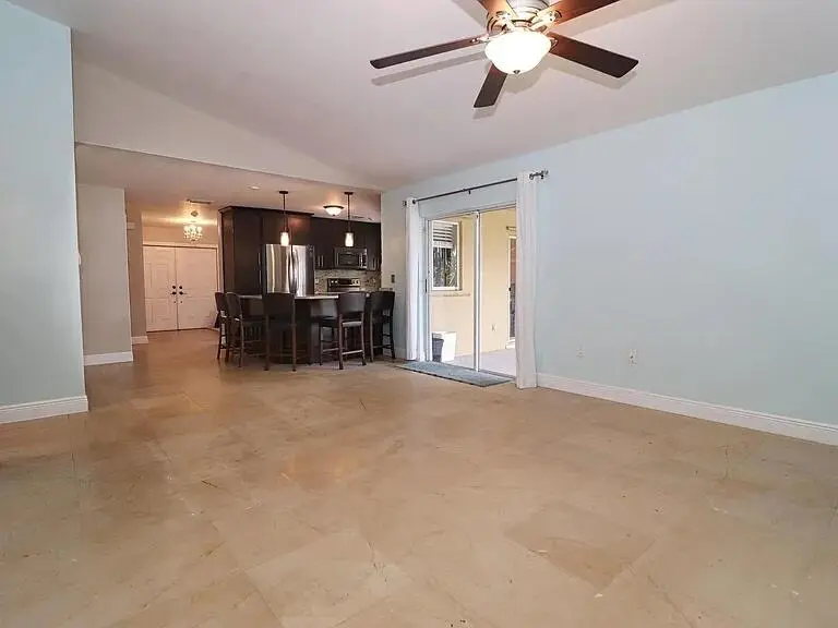 5a1d961b56ff2e10f1bf8016ab07a54d-cc_ft_7 at 6401 W Sedgewyck Cir W, Davie