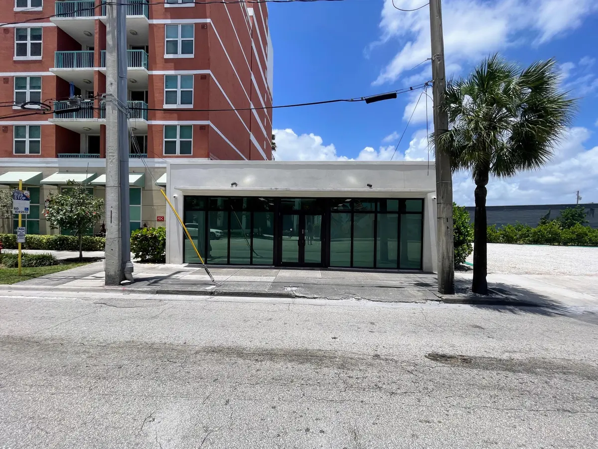 IMG_8726 at 643 N Andrews Avenue, Fort Lauderdale
