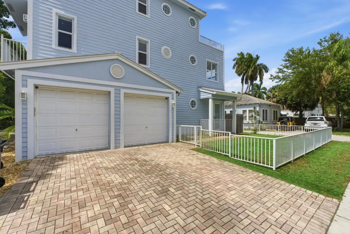 915 W Las Olas Blvd_038 at 915 W Las Olas Boulevard 915, Fort Lauderdale