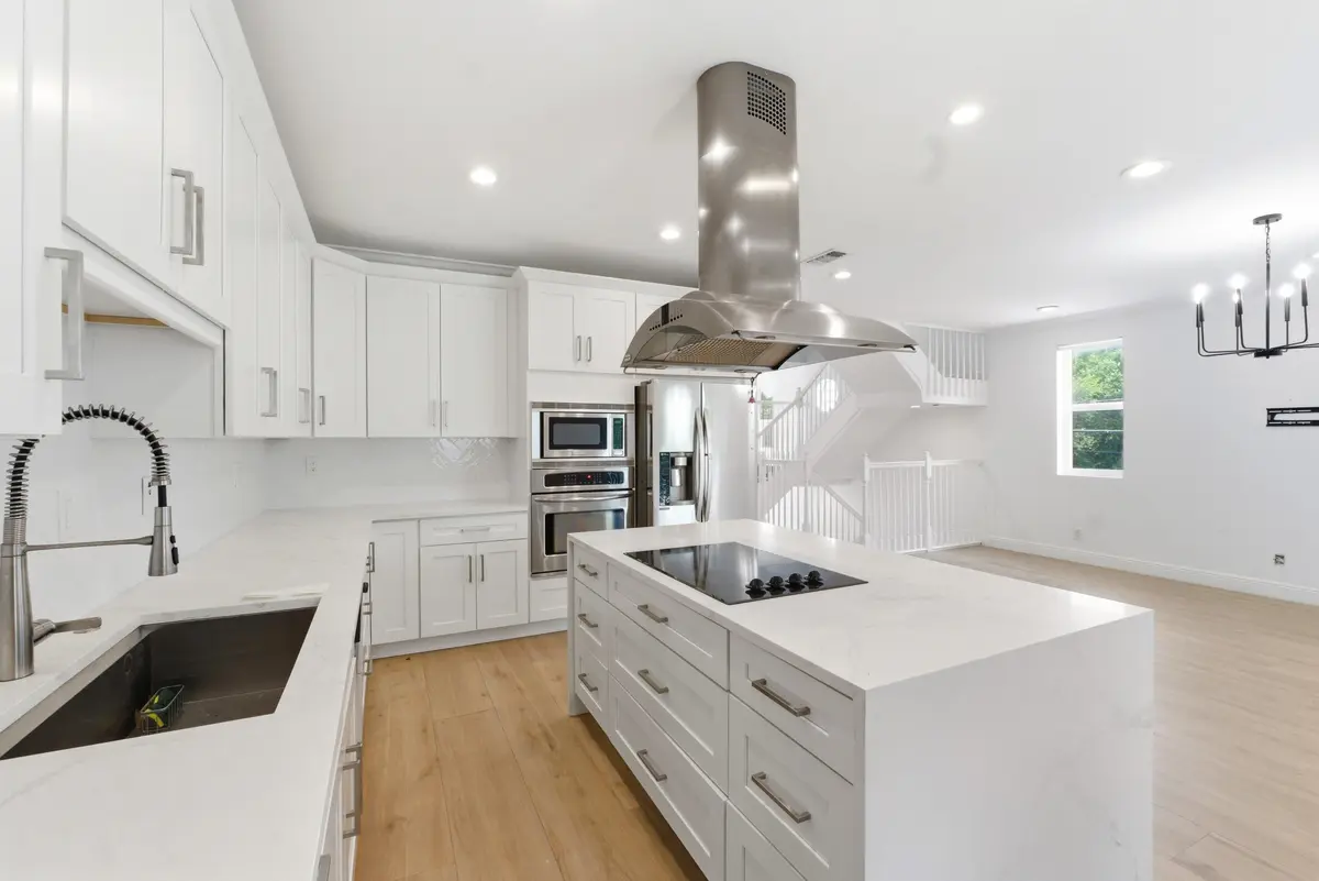 915 W Las Olas Blvd_023 at 915 W Las Olas Boulevard 915, Fort Lauderdale