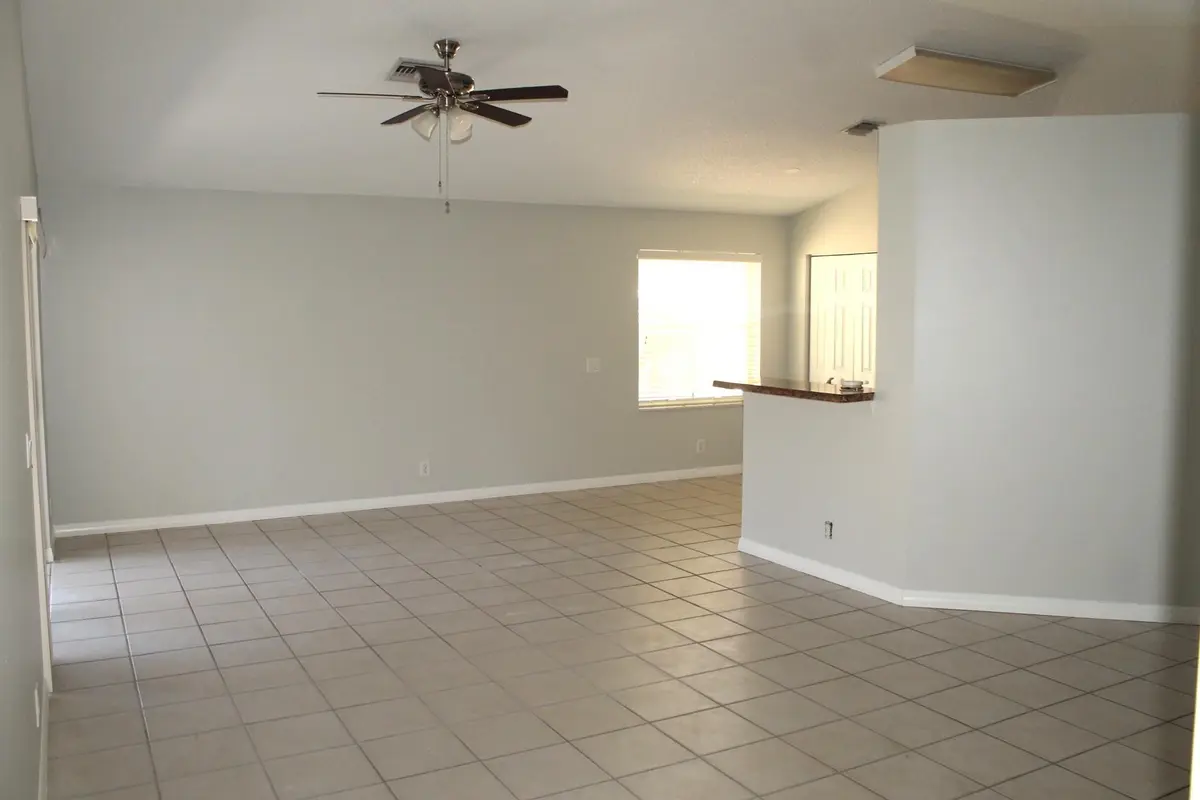 Photo 10 at 1943 Cygnus Court, Weston