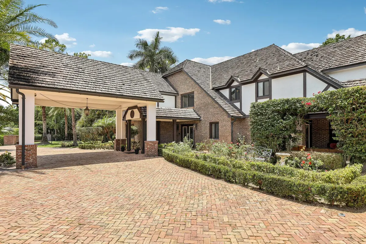 6-web-or-mls-Stirrup Ln-S1605-006 at 14900 Stirrup Lane, Wellington