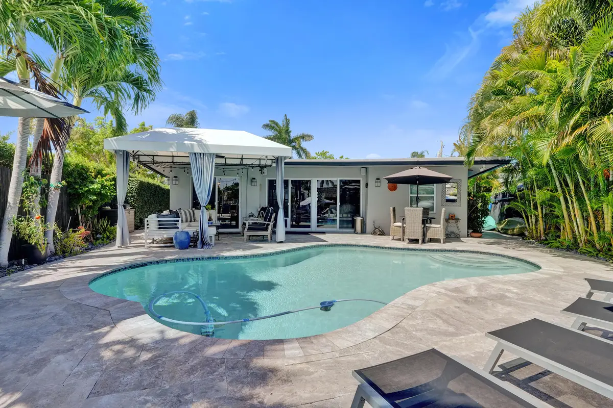 DSC09972 at 1916 NE 24th Street, Wilton Manors