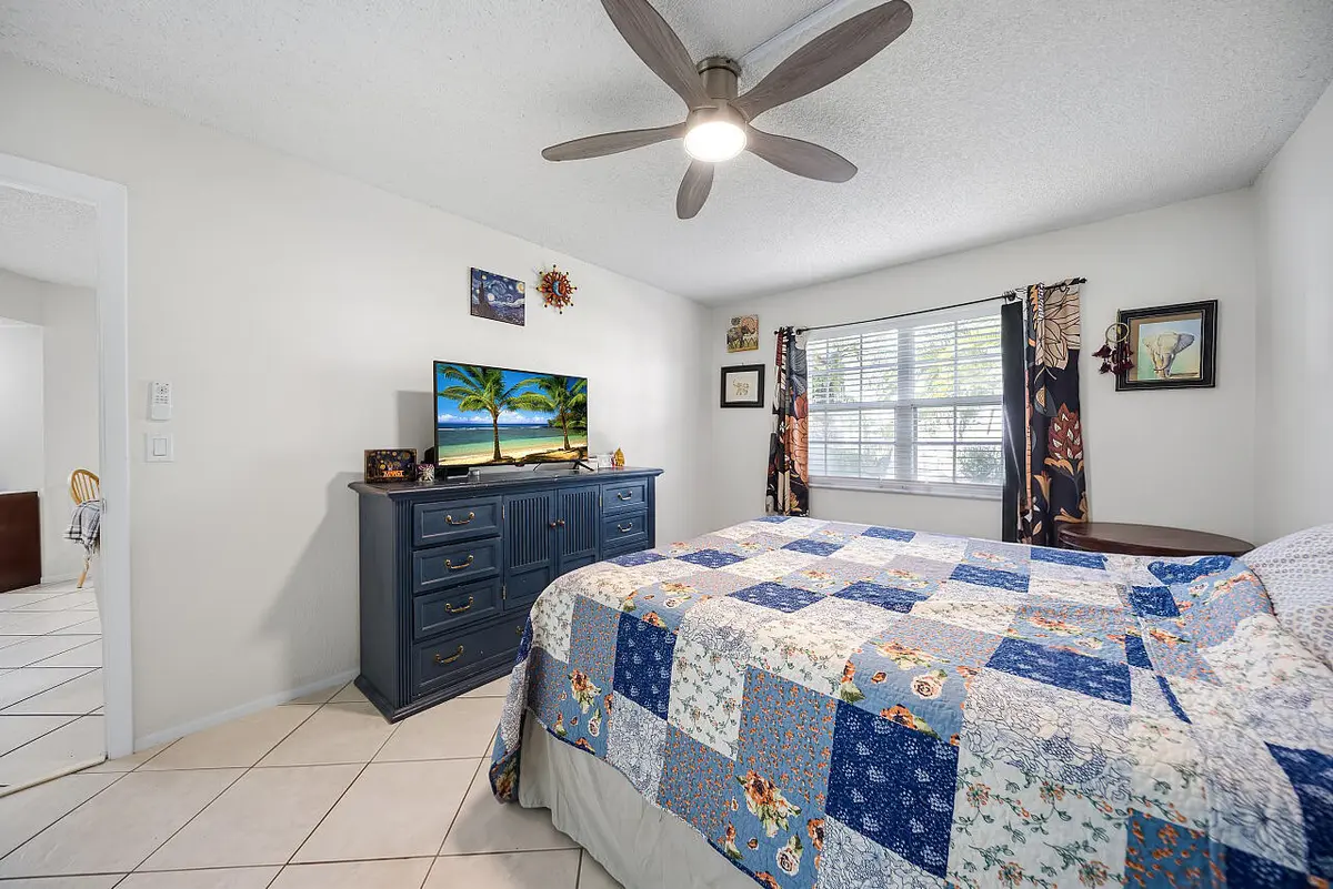 BB Primary 2 at 1507 SE Royal Green Circle 102, Port St. Lucie