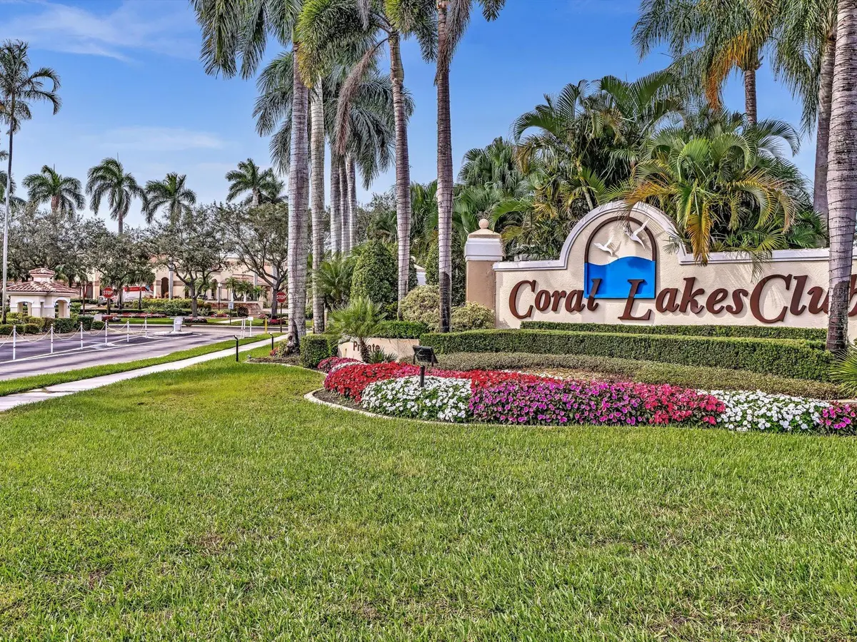 70-DSC00681 at 12511 Imperial Isle Drive 402, Boynton Beach