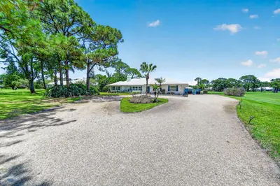 4735 SW Bimini Cir Circle, Palm City – sold