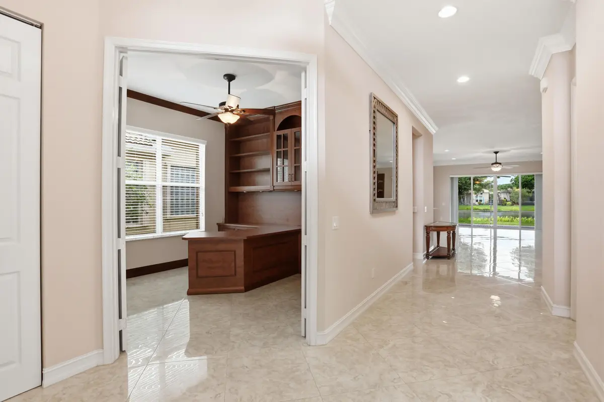 Foyer area at 10825 Leaf Bridge Way, Boynton Beach