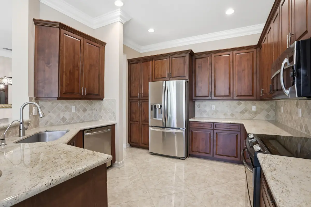 Kitchen at 10825 Leaf Bridge Way, Boynton Beach