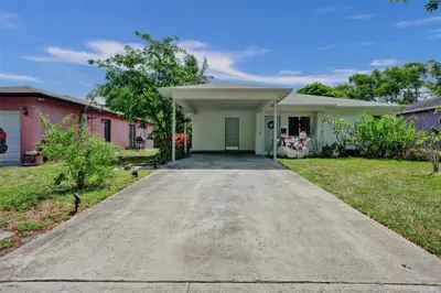1590 NW 7th Lane, Pompano Beach – sold