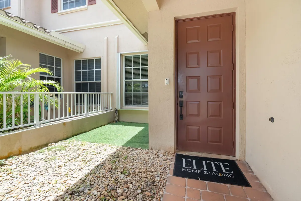 03-3505 Lakeside Drive Davie, FL-124 at 3505 Lakeside Drive, Davie