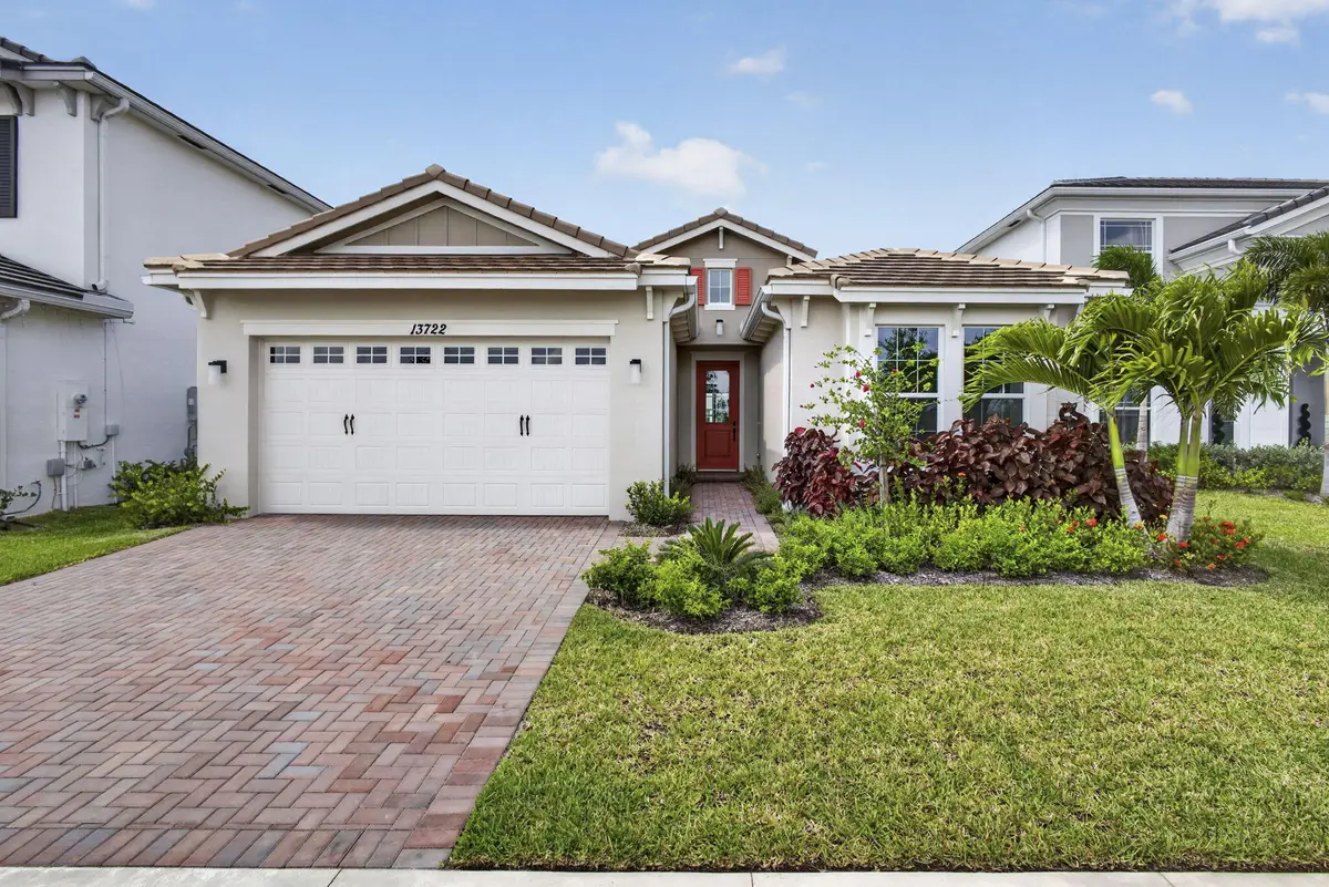2-web-or-mls-BS1A8482 at 13722 Spruce Pine Drive, Westlake