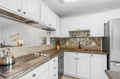 5501 NW 2nd Avenue 2130, Boca Raton – leased
