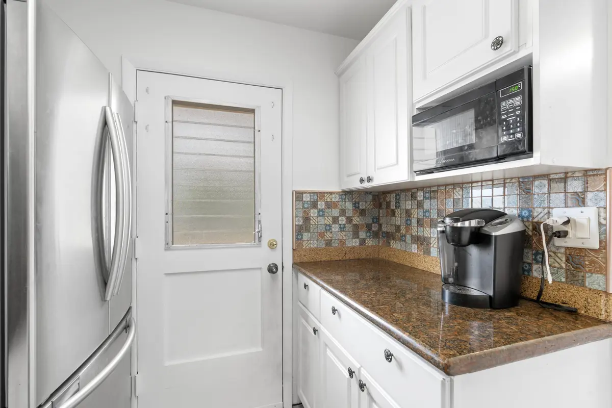 5501 NW 2nd Avenue 213 kitchen at 5501 NW 2nd Avenue 2130, Boca Raton