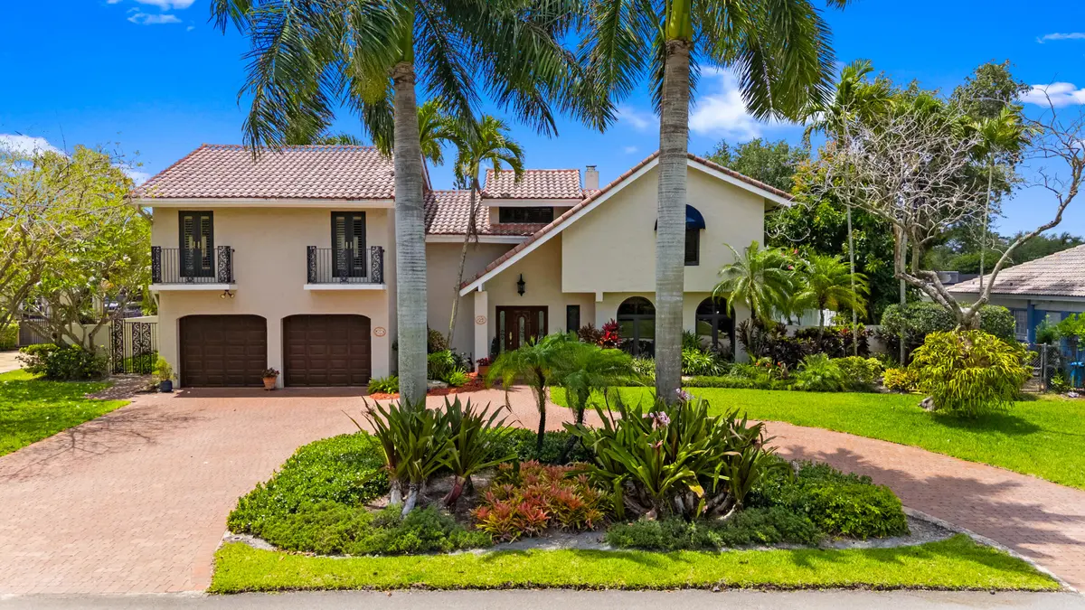 DJI_20260520121429_0597_D at 8540 N Lake Dasha Drive, Plantation