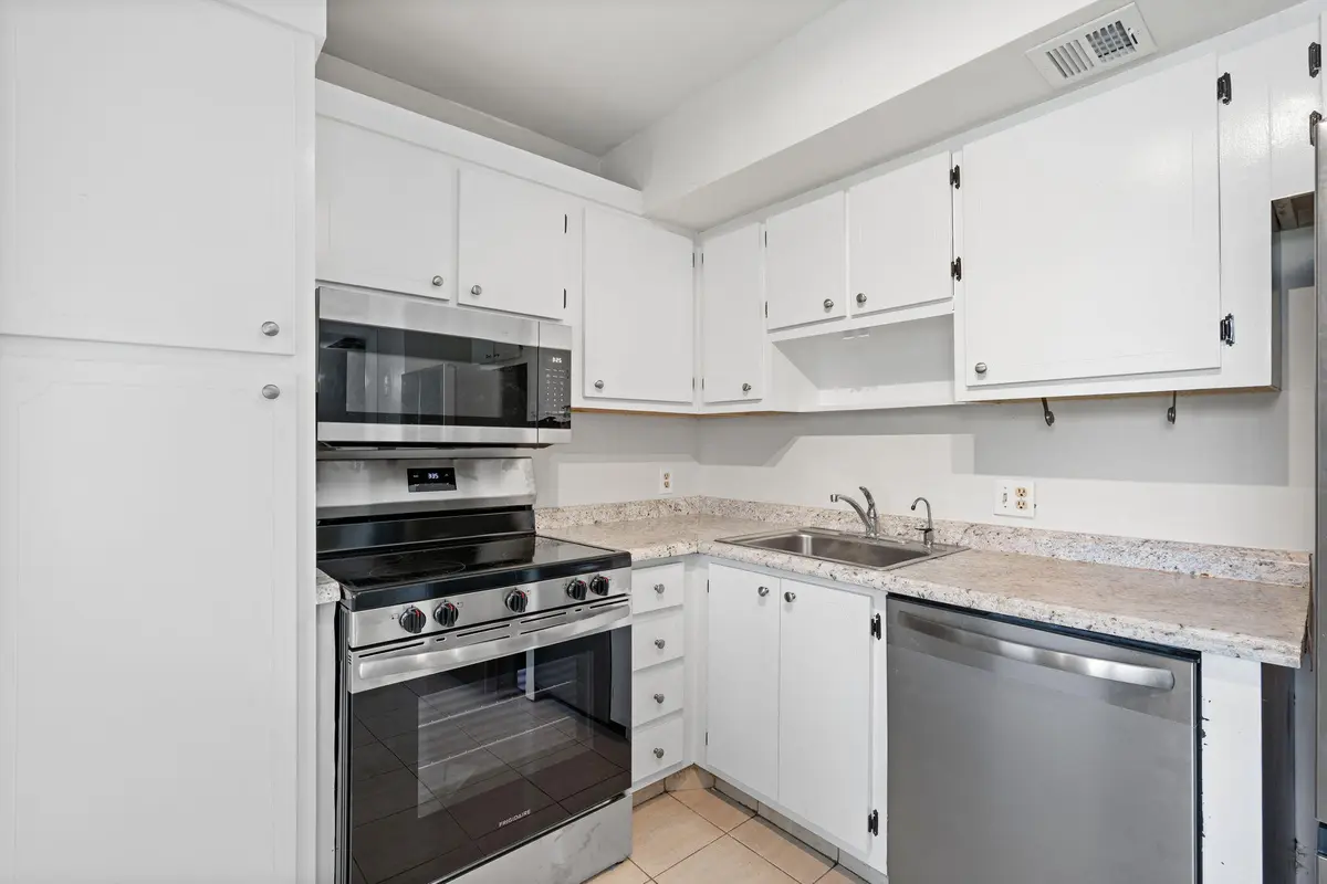 6-web-or-mls-2650 S Course Dr 308 Pompan at 2650 S Course Drive Unit 308, Pompano Beach