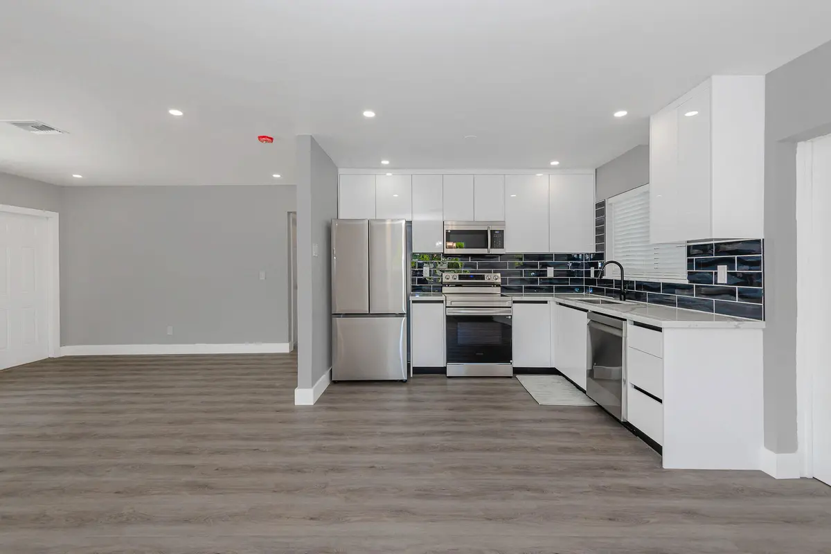 0-10 at 2733 NE 6th Avenue, Wilton Manors