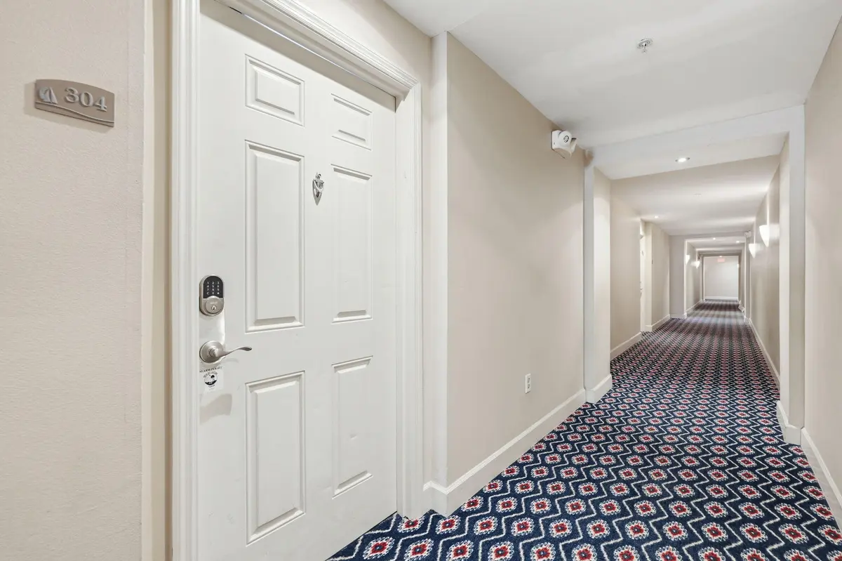 25-web-or-mls-802_W_Windward_Way_Unit_30 at 802 W Windward Way 304, Lantana