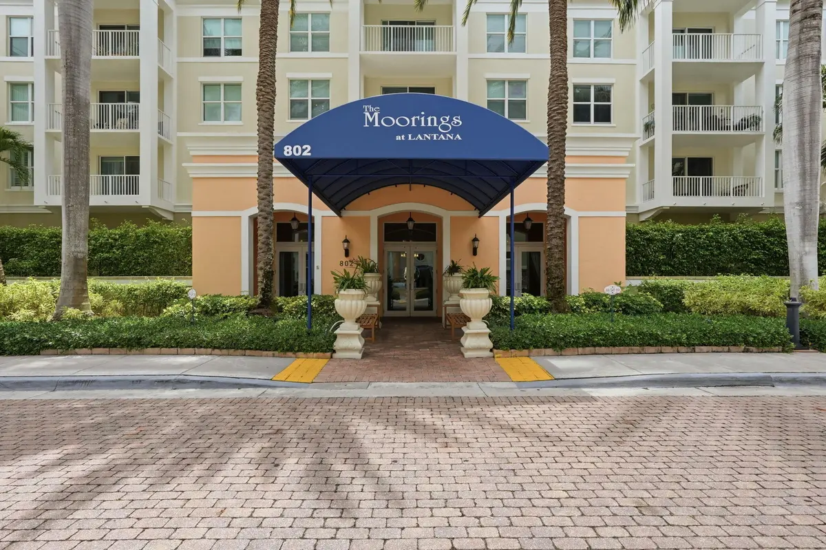 26-web-or-mls-802_W_Windward_Way_Unit_30 at 802 W Windward Way 304, Lantana