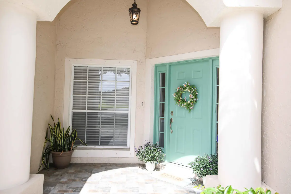Front Entrance at 618 SW Barbuda Bay, Port St. Lucie
