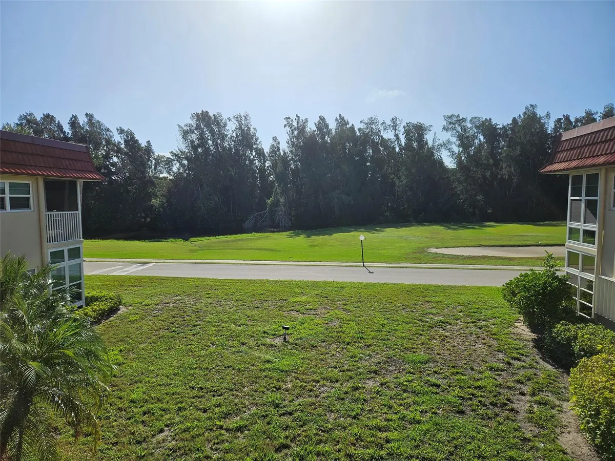 Photo 2 at 44 Woodland Drive 205, Vero Beach
