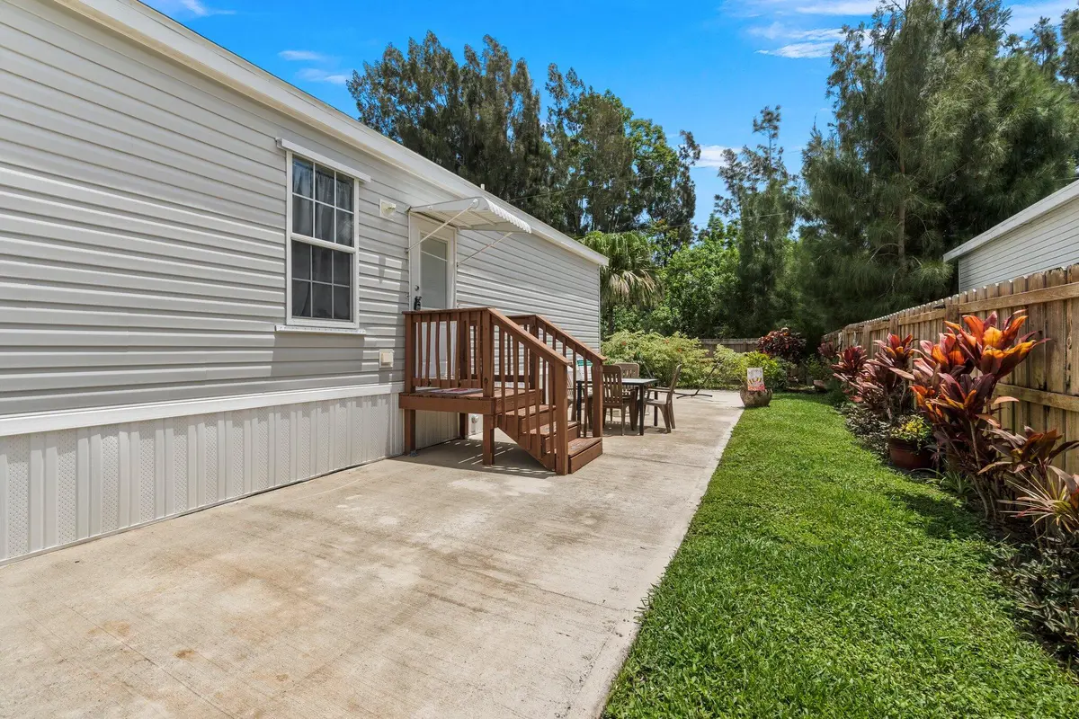 9-web-or-mls-DSC00728 at 8011 SE Skylark Avenue, Hobe Sound