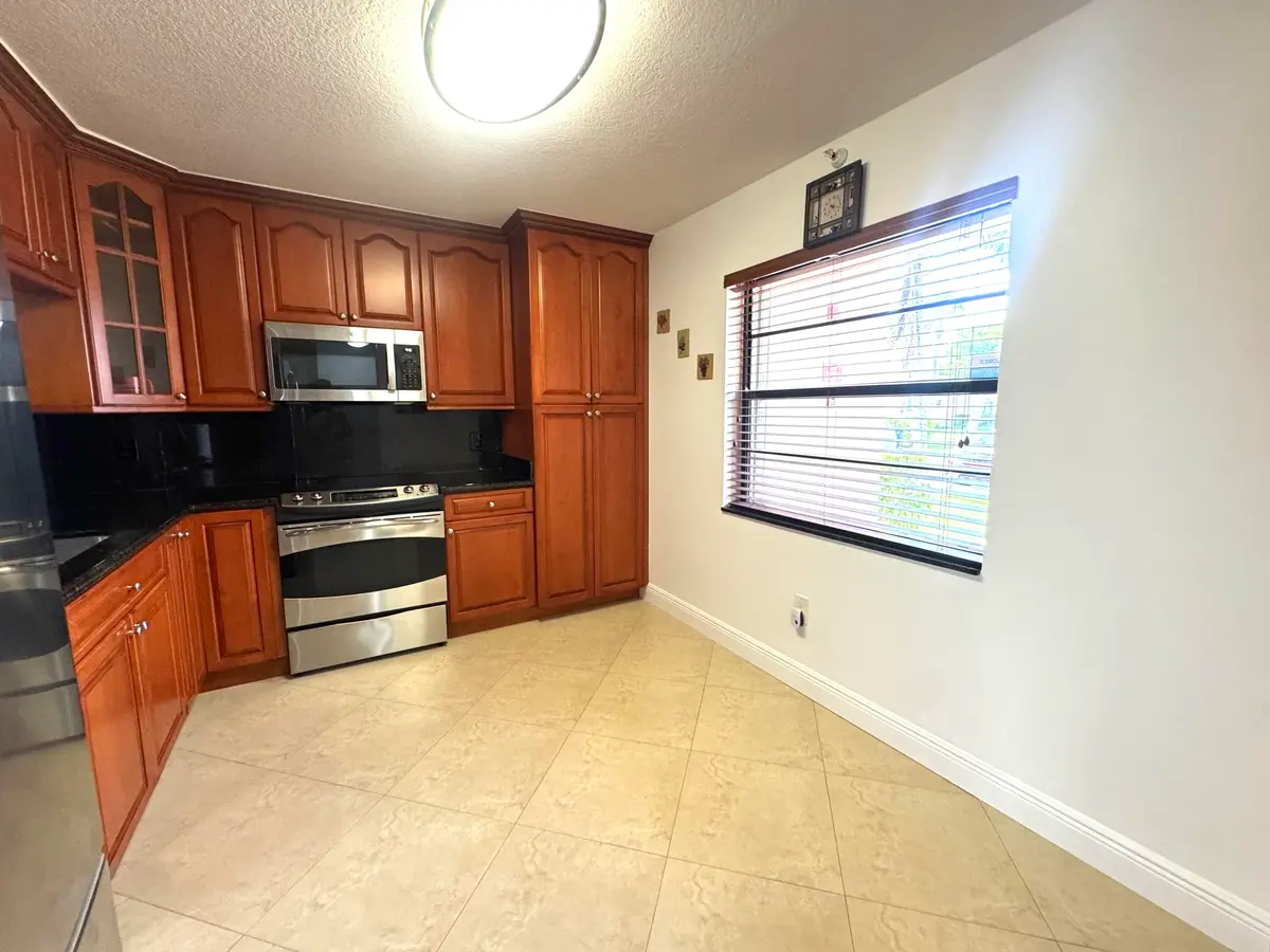 IMG_2003 at 130 Lake Nancy Drive 101, West Palm Beach