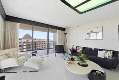1167 Hillsboro Mile 707, Hillsboro Beach – sold