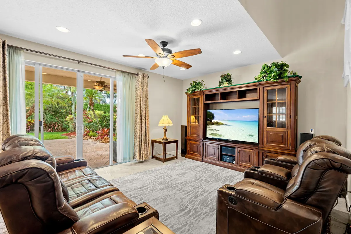 Casual Living Space at 9147 Dupont Place, Wellington