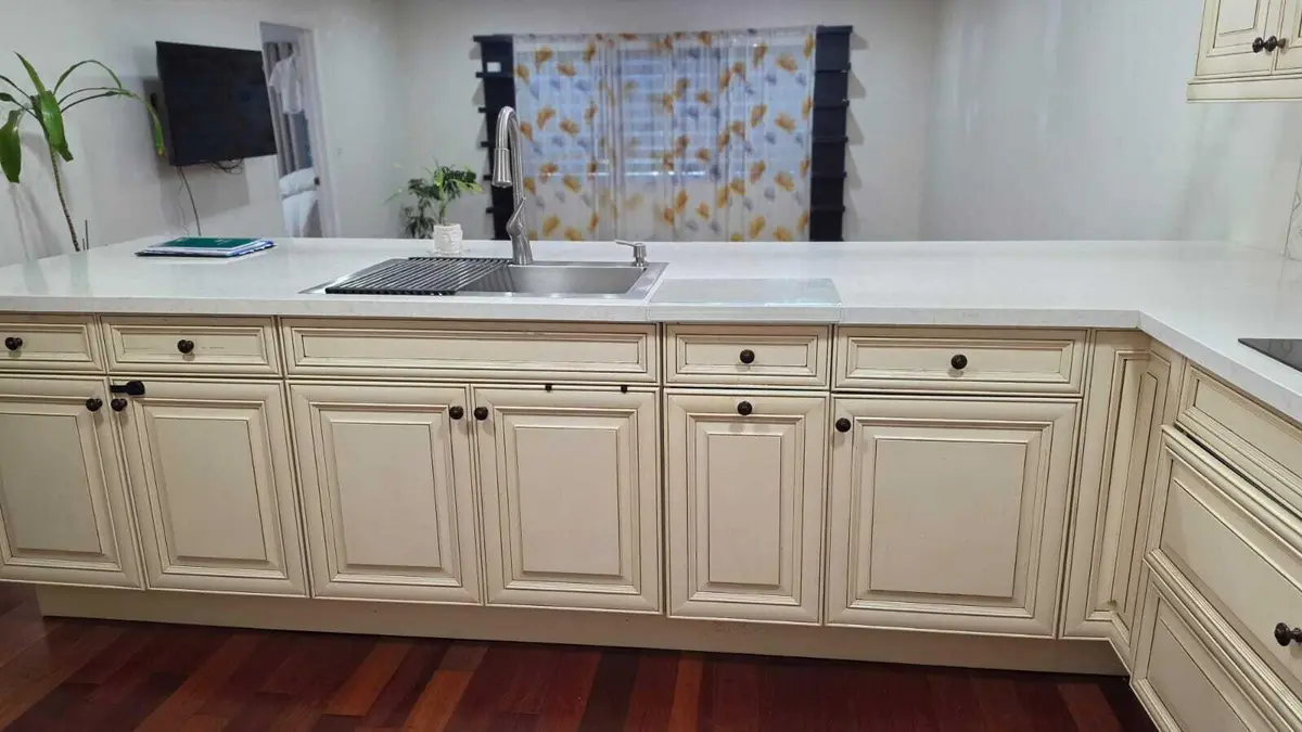 Kitchen C at 100 Ashbury Road 206, Hollywood