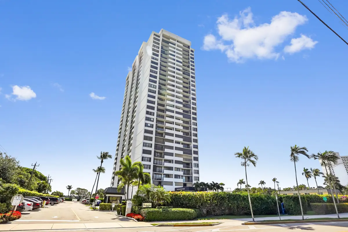 01 Front 01 at 5600 N Flagler Drive 1106, West Palm Beach