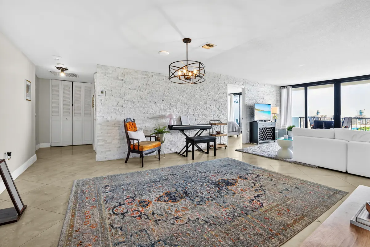 09 Living room 02 at 5600 N Flagler Drive 1106, West Palm Beach